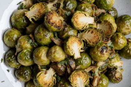 Crunchy Roasted Brussels Sprout Salad: A Flavorful Twist