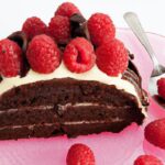 Decadent Chocolate Raspberry Cake: A Flavorful Delight