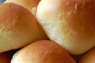 Fluffy Homemade Dinner Rolls: Soft, Warm, and Irresistible