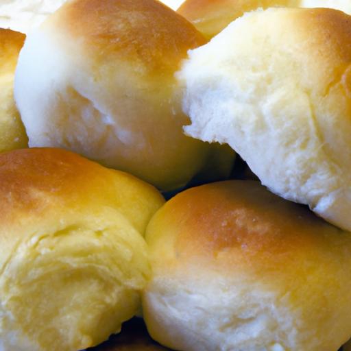 Fluffy Homemade Dinner Rolls: Soft, warm, and Irresistible