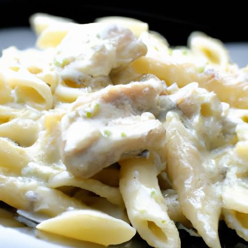 Decadent Chicken Alfredo with Luscious Parmesan Sauce